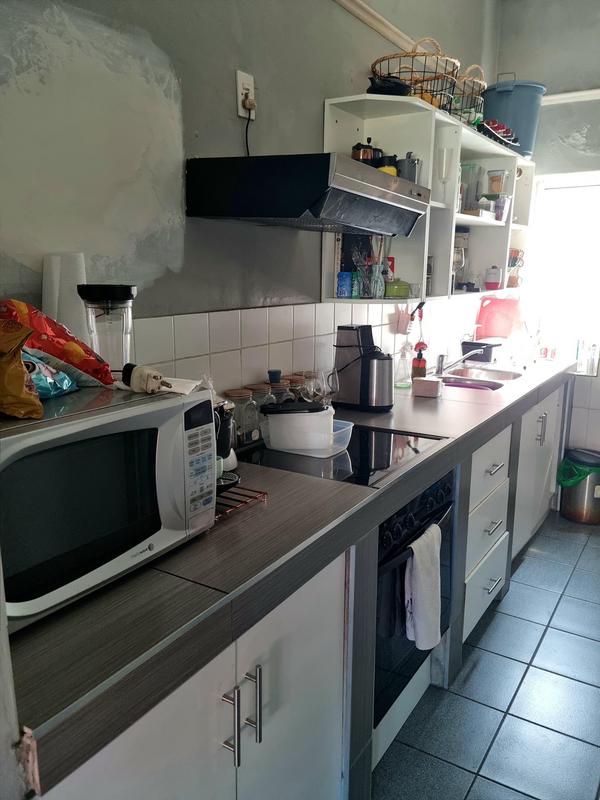 4 Bedroom Property for Sale in Green Point Western Cape